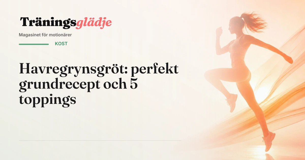 Skål med havregrynsgröt toppad med banan, blåbär, honung och mandlar på trärän, ingen person synlig