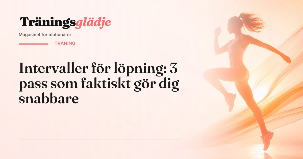 Löpare i intervallpass på asfaltsbana vid skymning, närbild på fötter